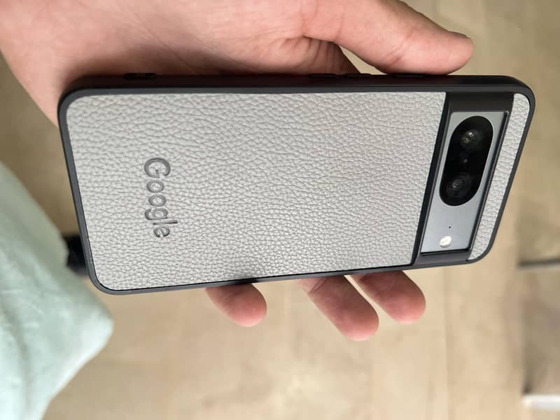 Google Pixel 8 6