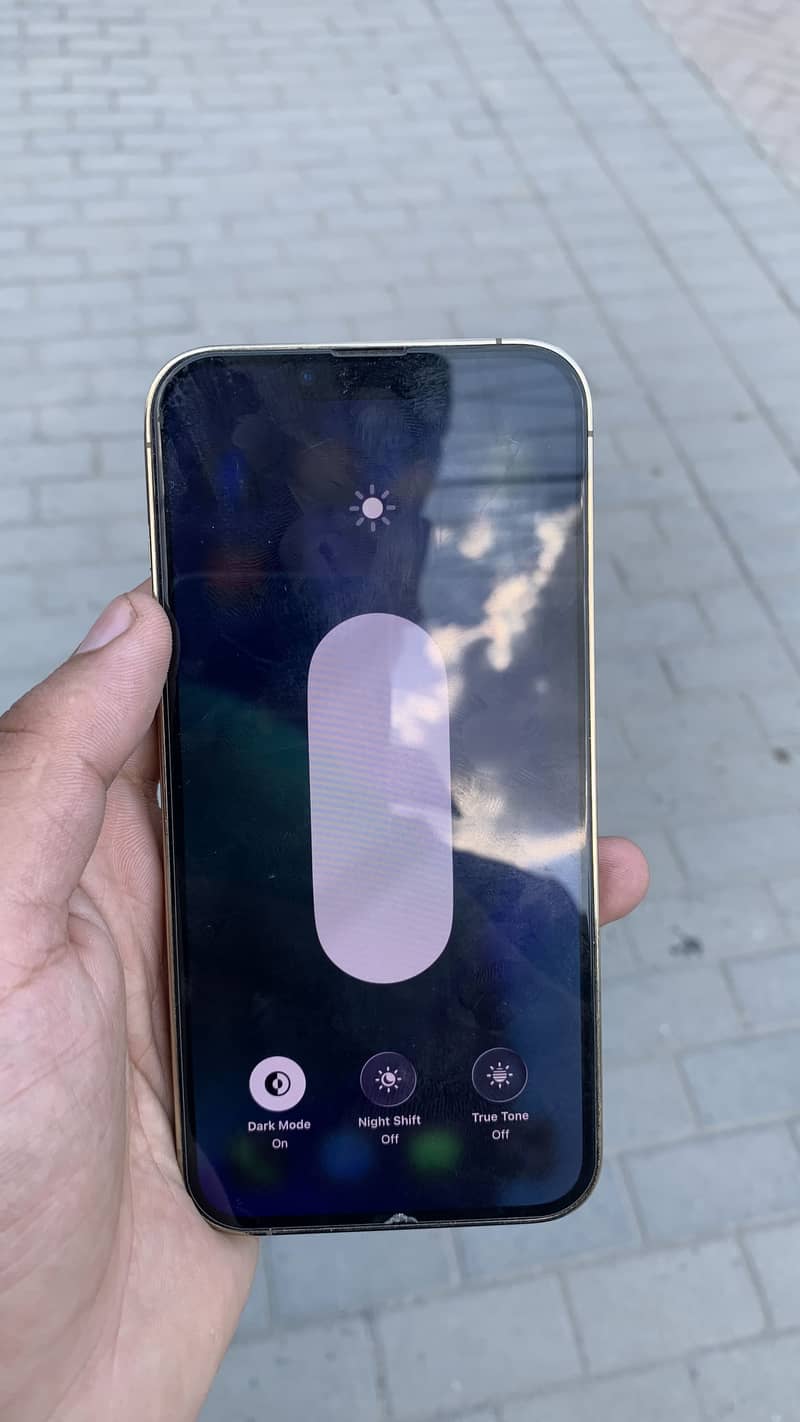 Apple iPhone 13 Pro 1