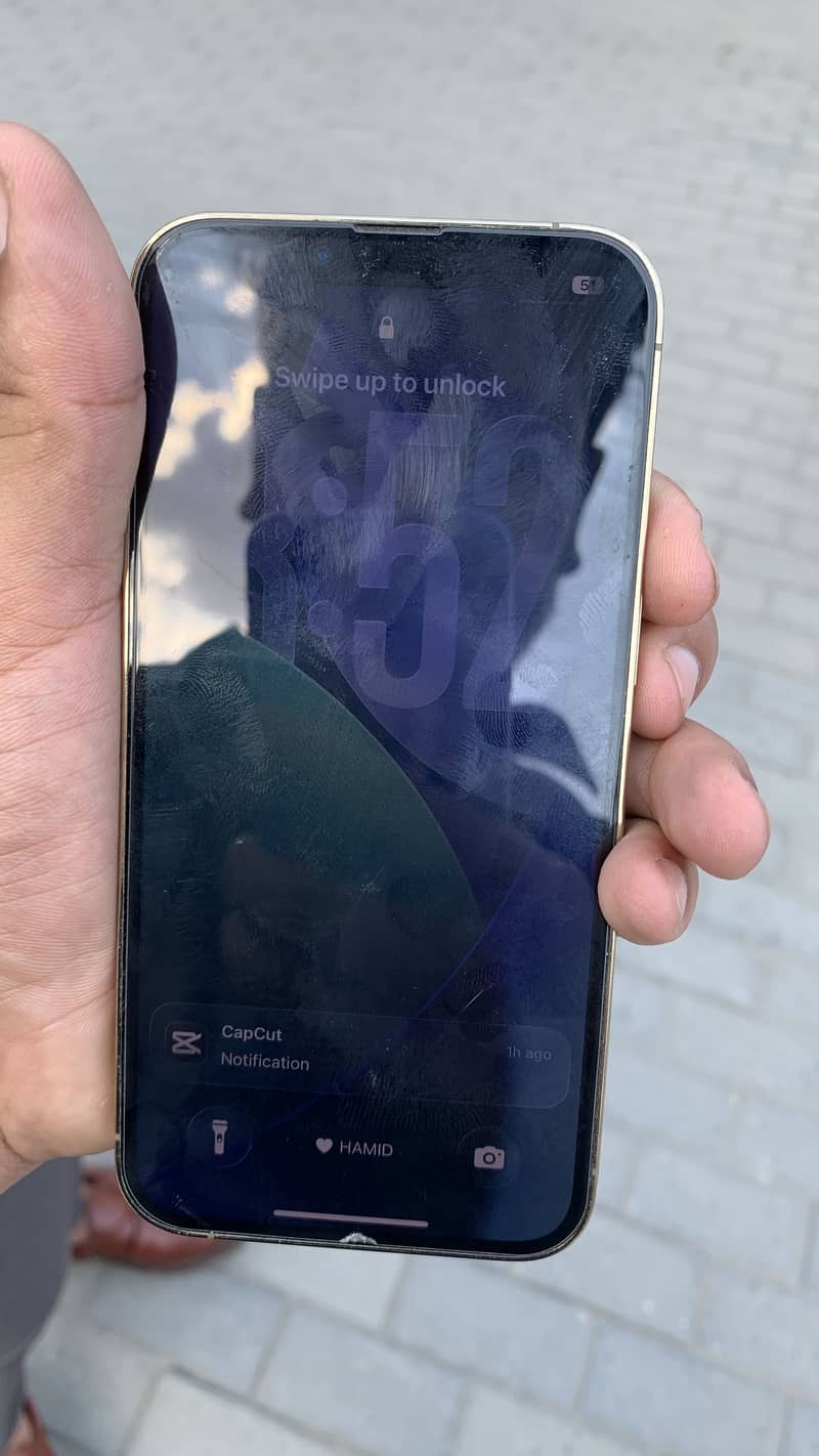 Apple iPhone 13 Pro 4