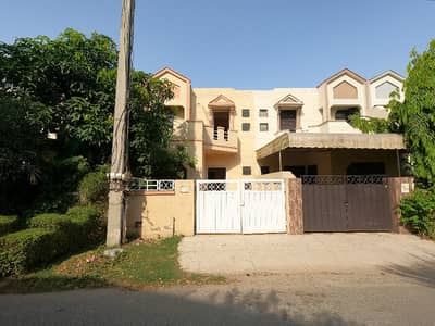 Prime Location Eden Lane Villas 2 House For Sale Sized 4 Marla