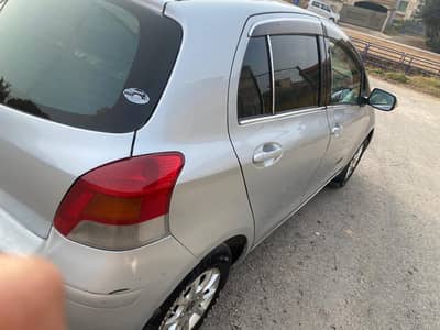 Toyota Vitz 2007