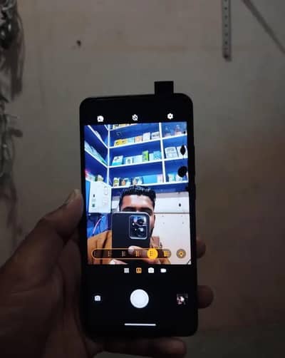 Motorola One Hyper