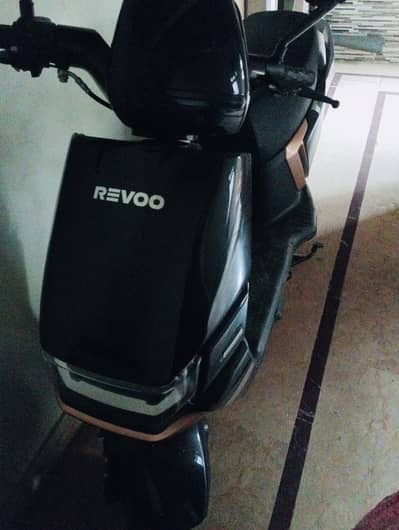 Revoo A12