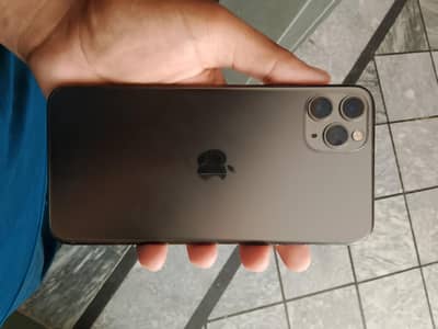 iPhone 11 Pro Max 256gb LLA Model