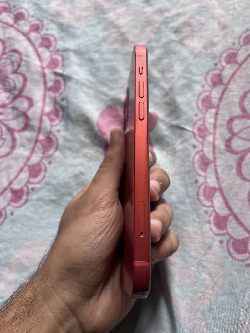 Apple iPhone 12 3