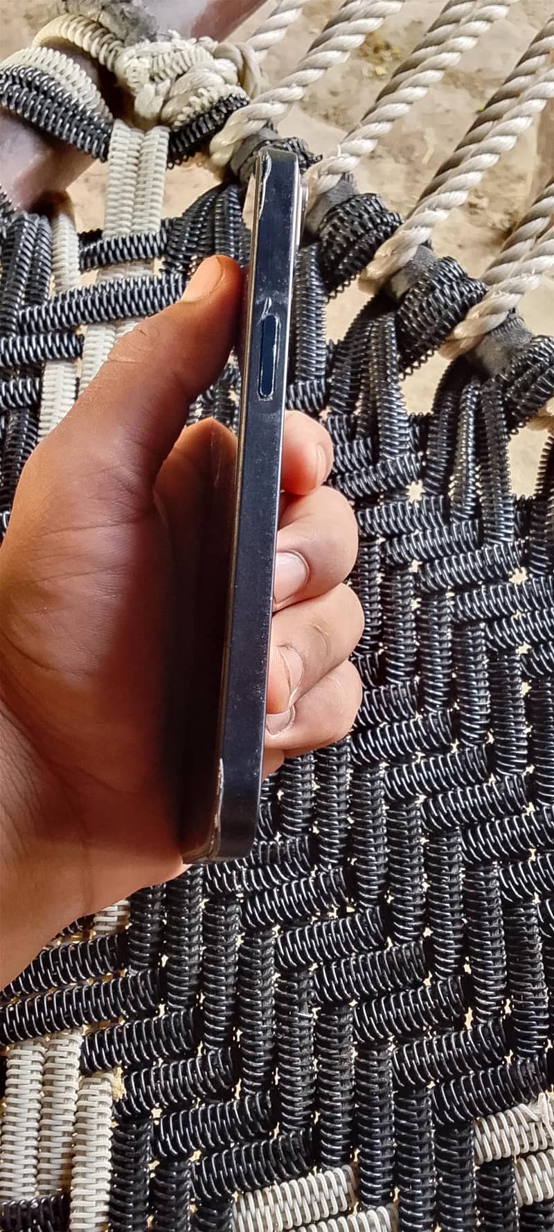 Apple iPhone 13 0