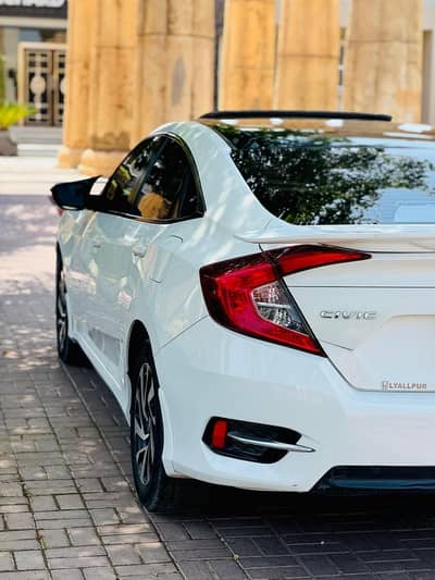 Honda Civic Oriel 2017