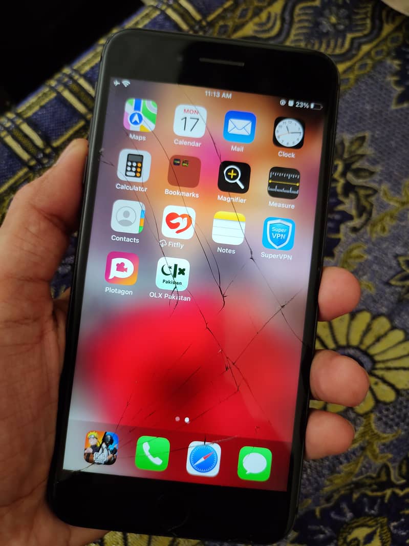 Apple iPhone 8 Plus 2