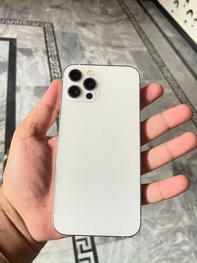 Apple iPhone 12 Pro