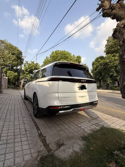 KIA Grand Carnival 2021