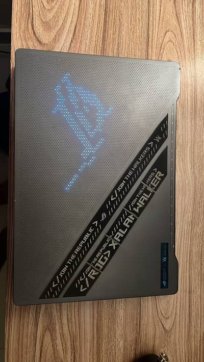Asus Zephyrus G14 Anime Matrix Alan Walker special edition