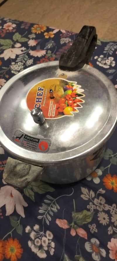 megistic chef pressure cooker