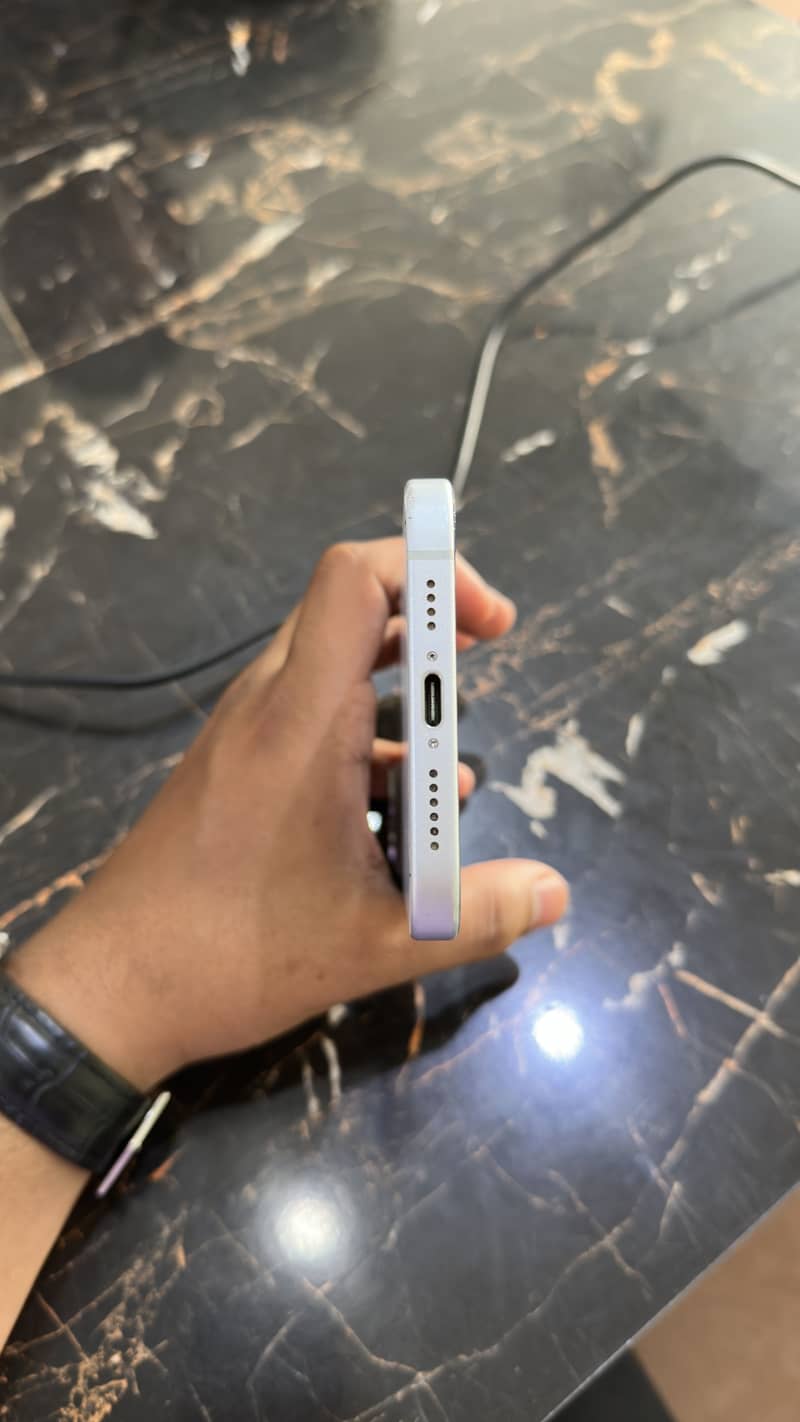 Apple iPhone 15 plus 5
