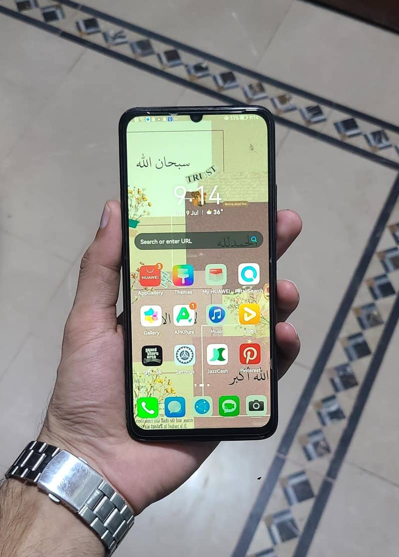 Huawei Nova Y70 Plus 2