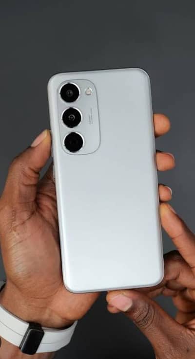 Tecno Spark 40pro Plus
