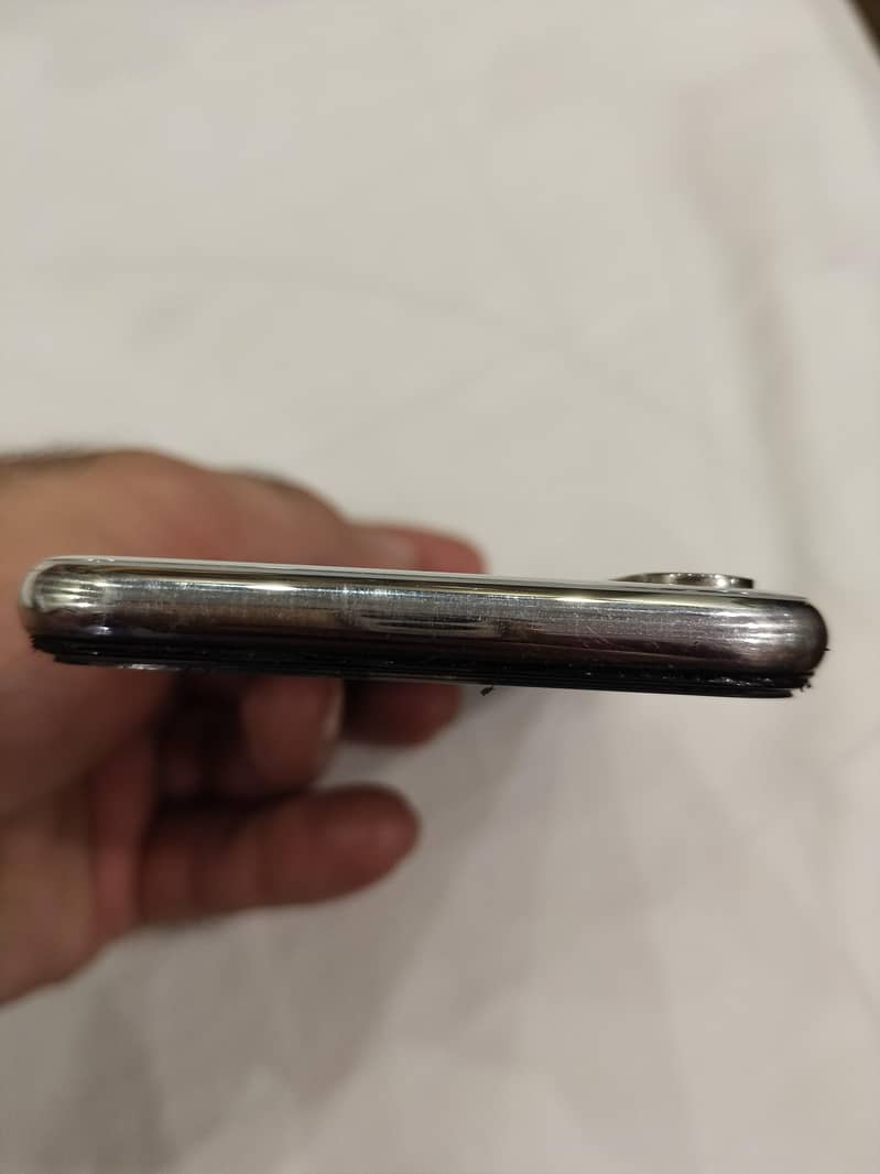 Apple iPhone X 1