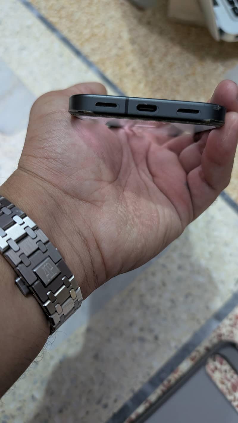 Google Pixel 10 5