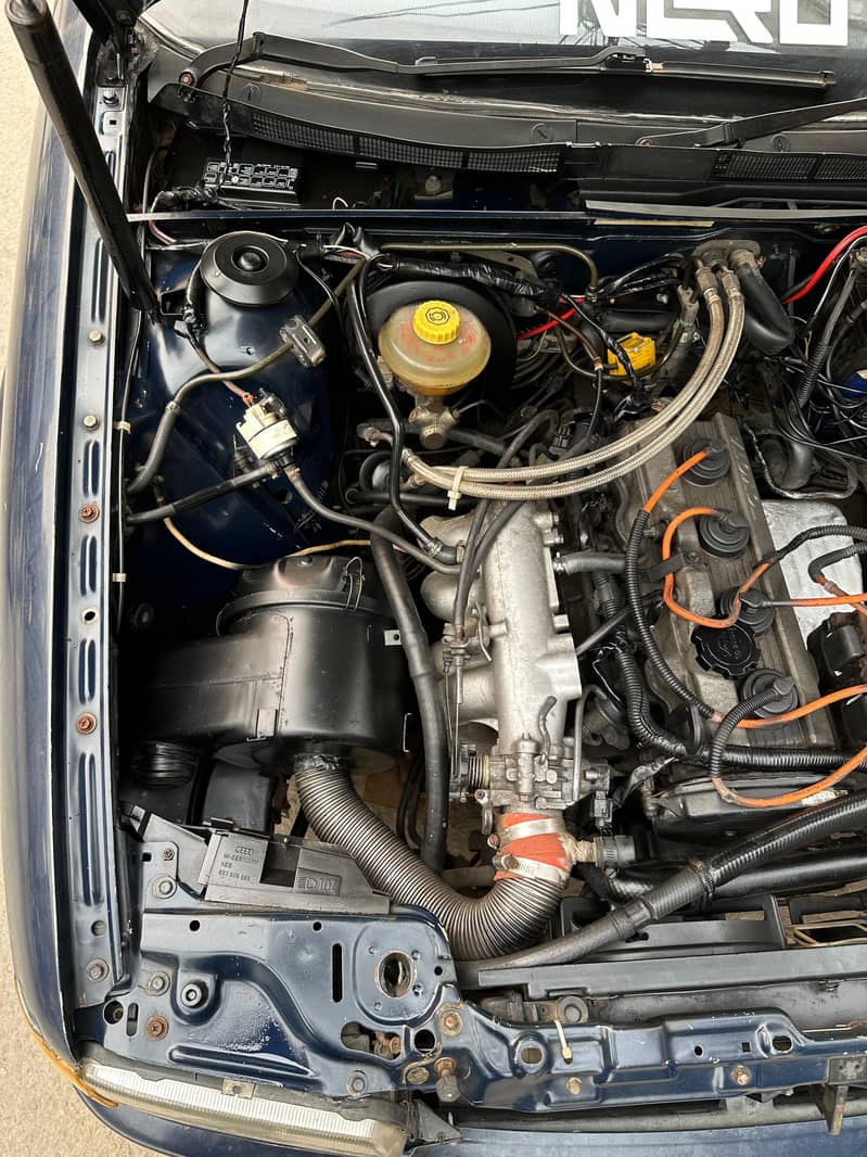 Audi A80 5