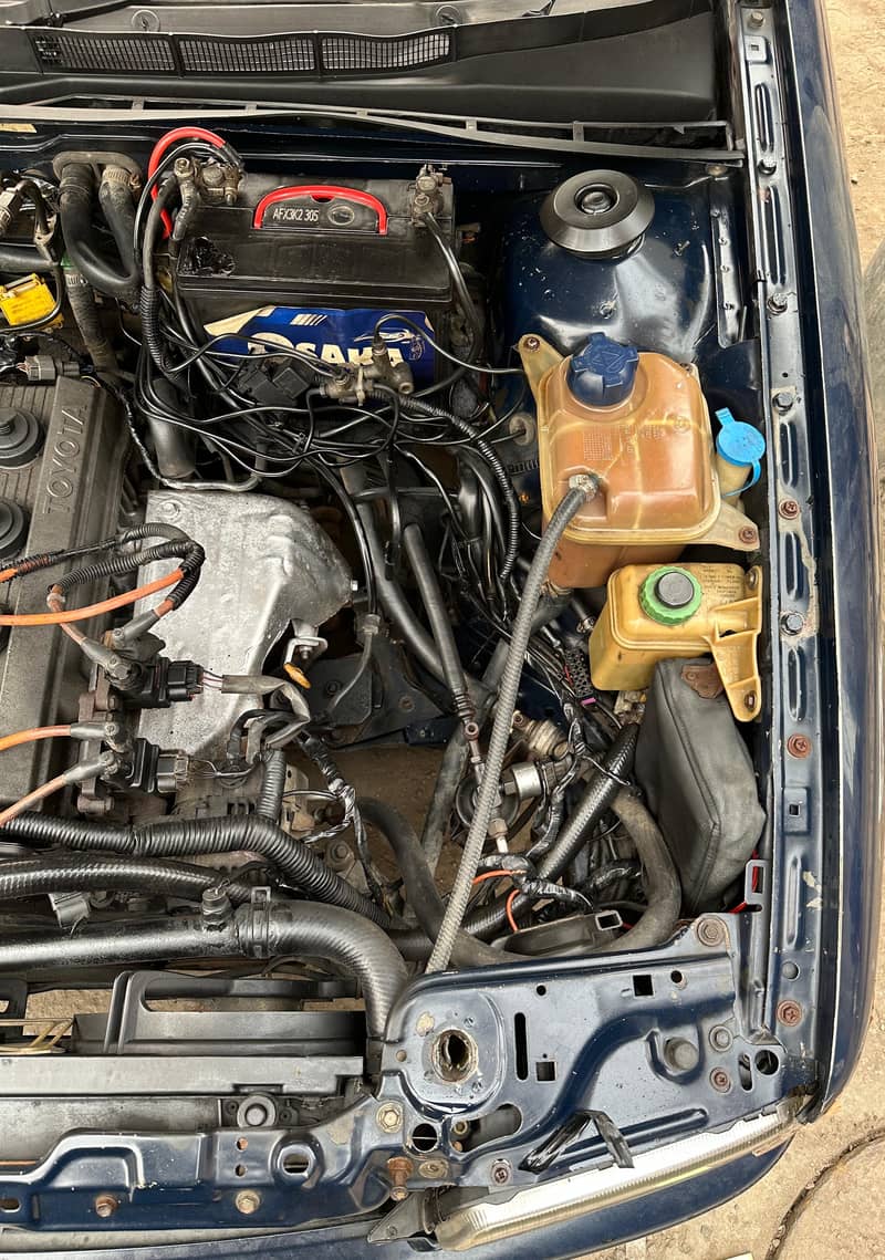 Audi A80 6