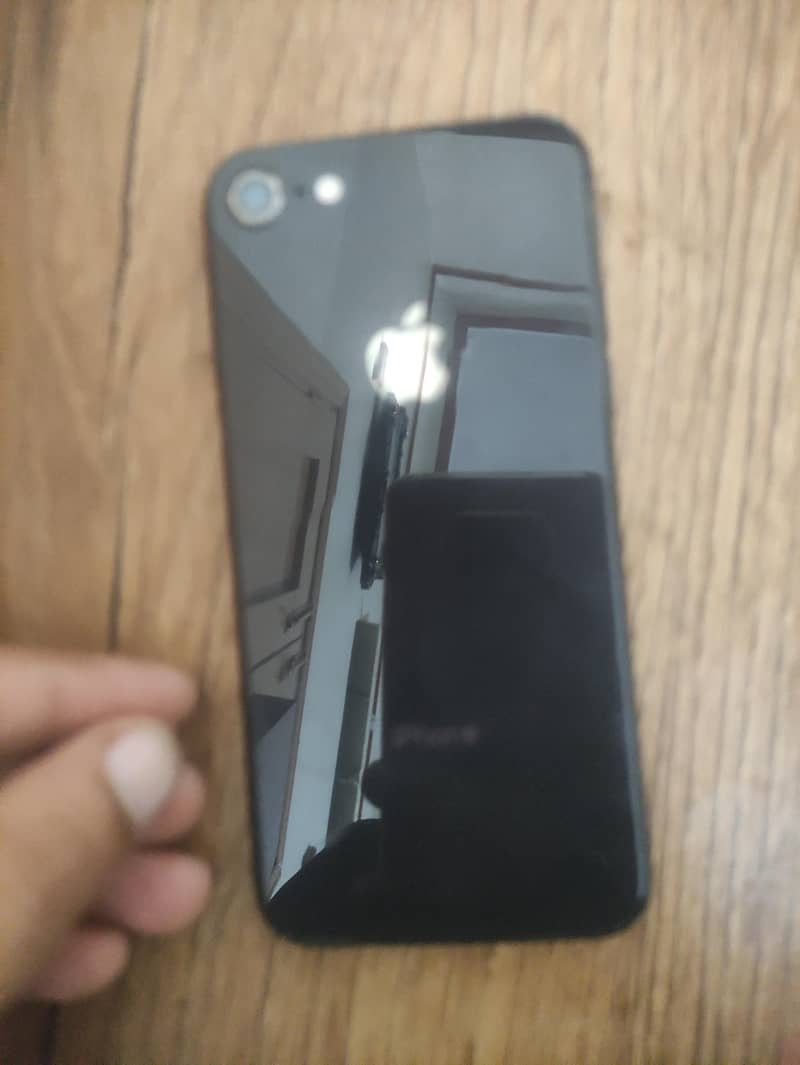 Apple iPhone 8 2