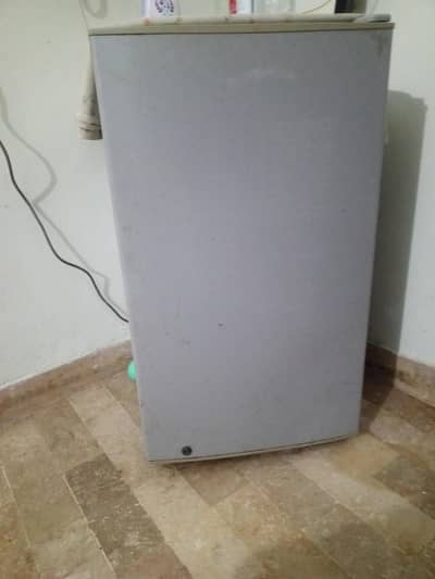 Room fridge
