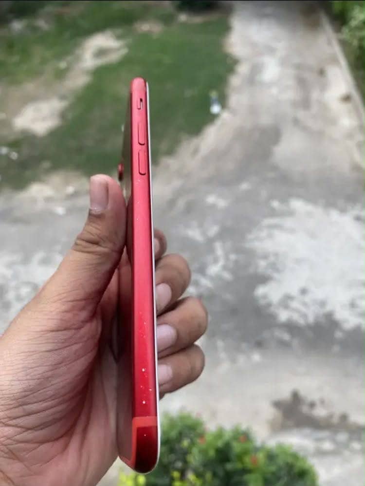 Apple iPhone 7 4