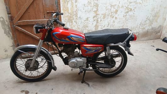 united 125. . .