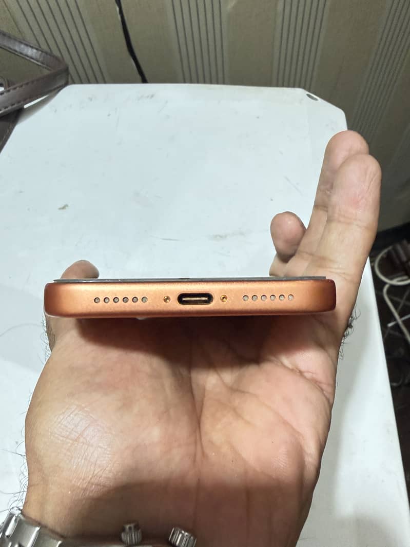 Apple iPhone 17 Pro Max 7