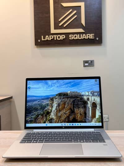HP Zhan 66 G8a 14 AMD Ryzen 7 H255 16GB RAM 512GB SSD Storage