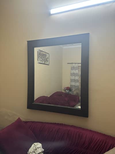 WALL MIRROR