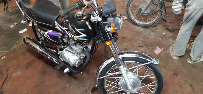 Full fresh bike hy 1st owner