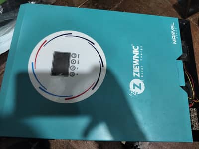 Ziewnic Marvel PV4000 3.2 kVA (3200W) hybrid solar inverter