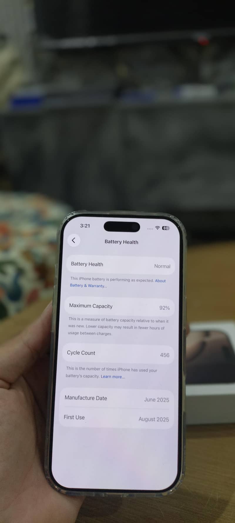 Apple iPhone 16 Pro 3