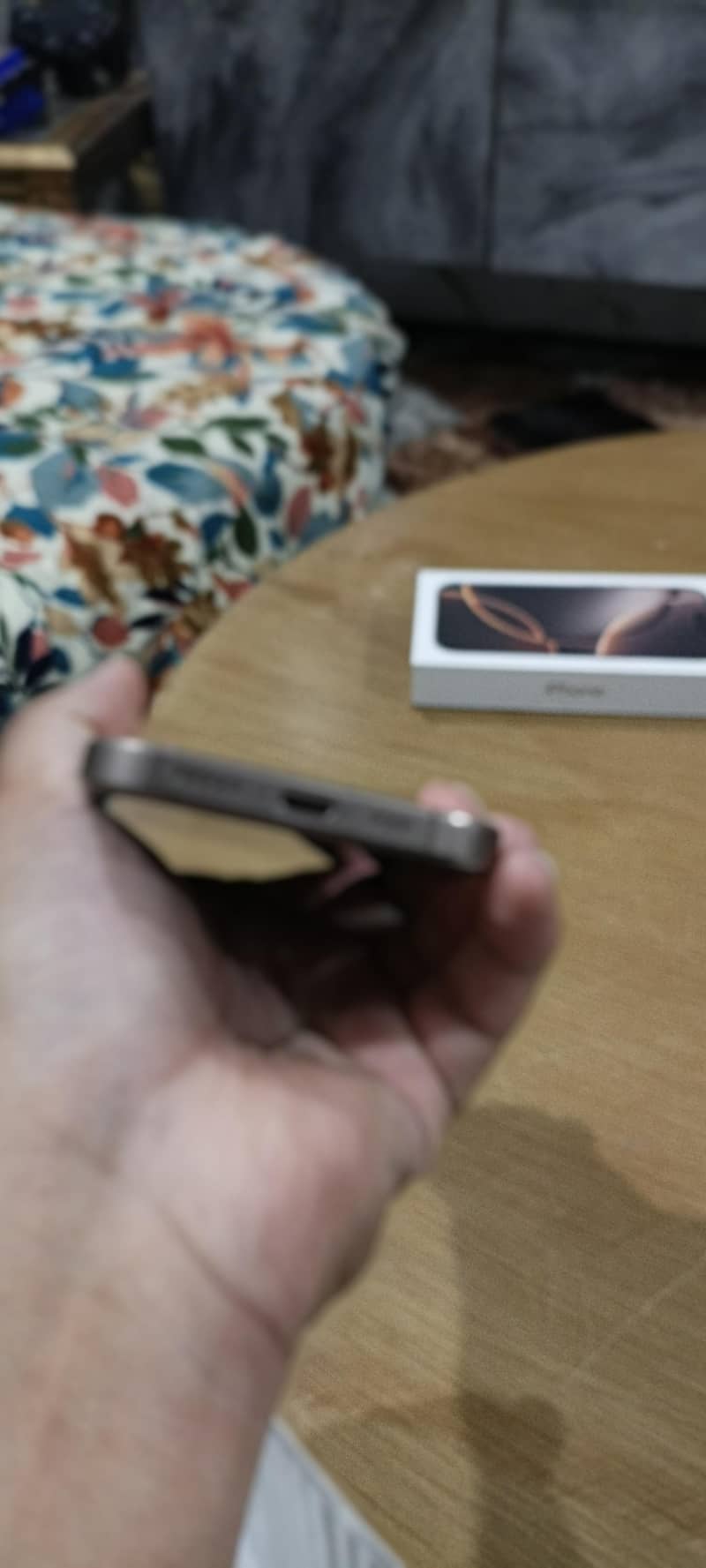 Apple iPhone 16 Pro 6