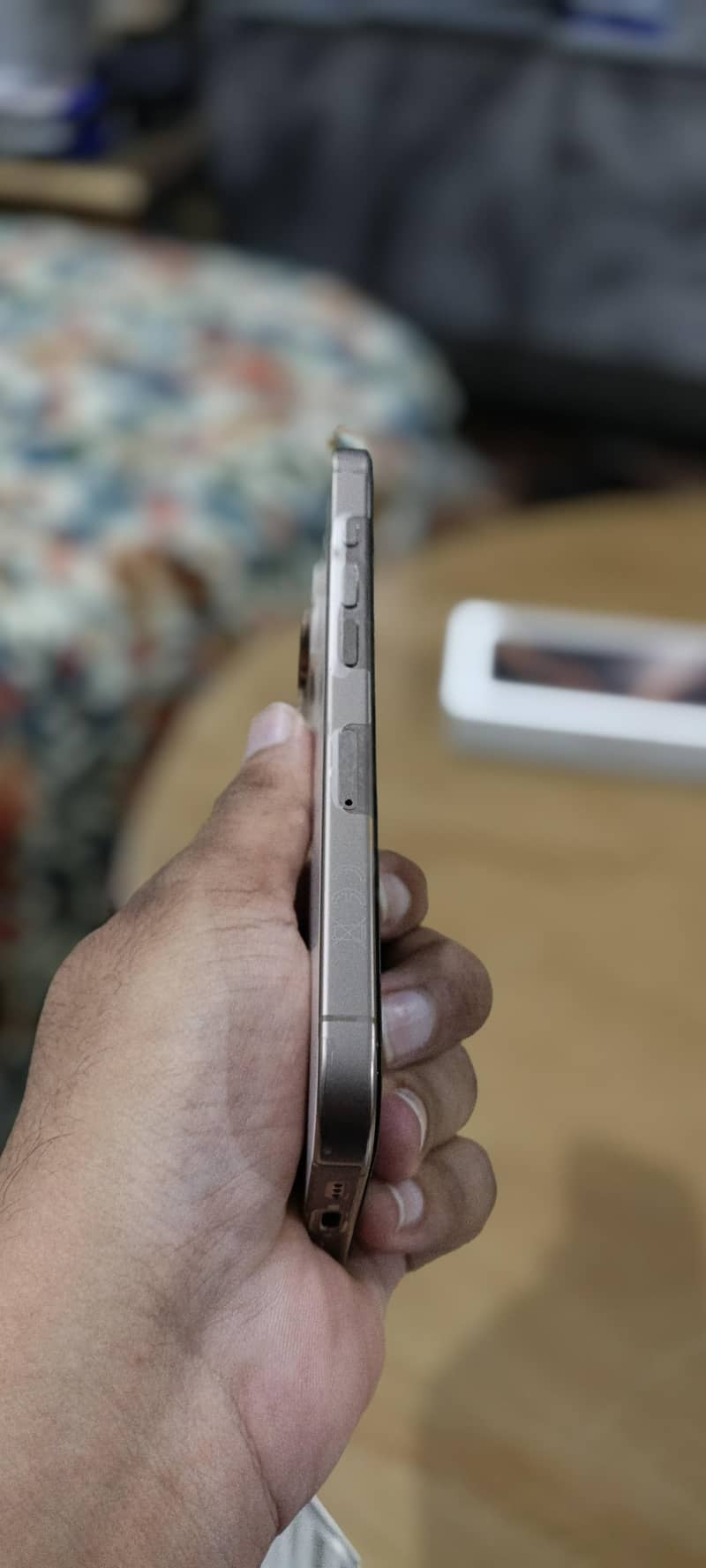 Apple iPhone 16 Pro 7