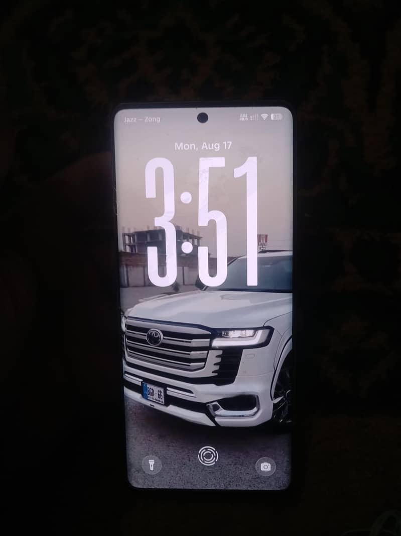 Tecno CAMON 40 Pro 1
