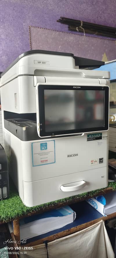 Photocopies Machine Ricoh MP305