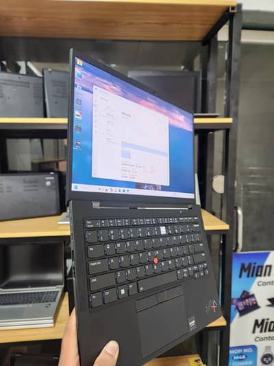 used Lenovo T14 Gen 3 /X1 Carbon Gen 10 | i7 12th | Touch