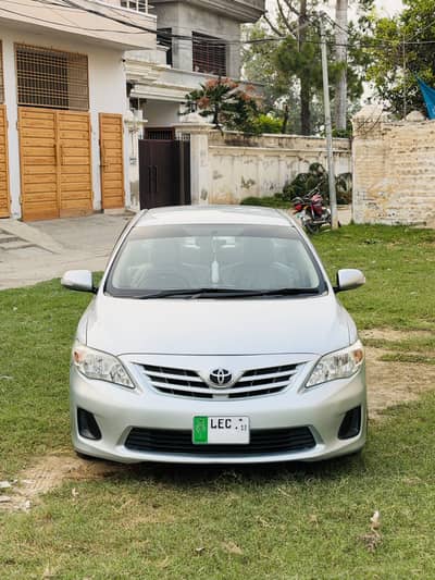 Toyota Corolla GLI 2013 model total genuine antique car