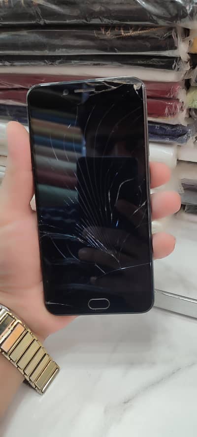 Vivo V5s