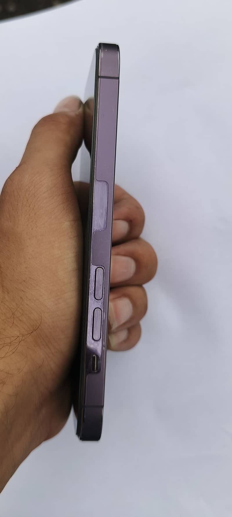 Apple iPhone 14 Pro 1