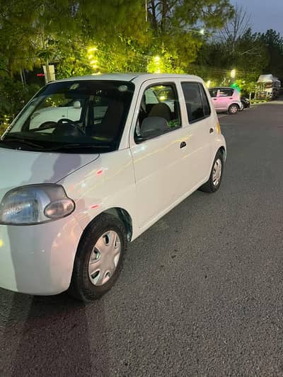 Daihatsu Esse 2010