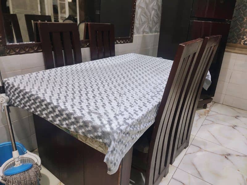 A New Design Shape Dining Table 1