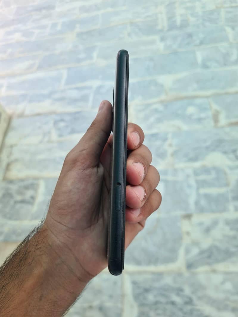 Google Pixel 5 2