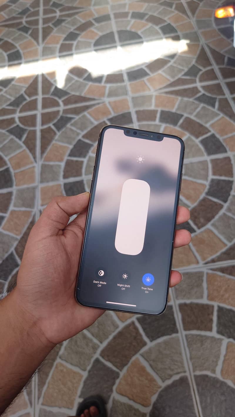 IPHONE XS MAX 2