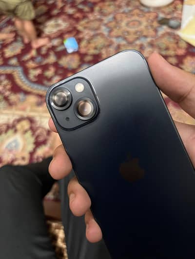 Apple iPhone 13