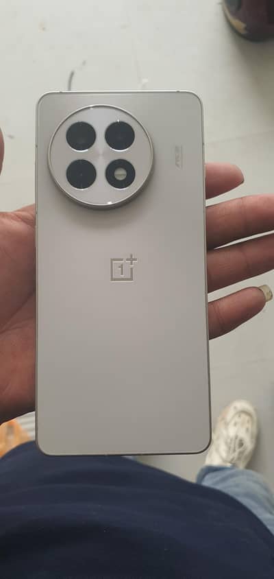 One Plus 13R