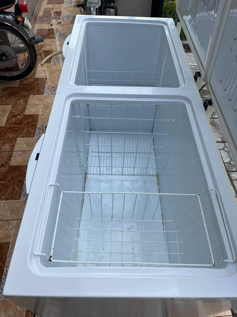 Double door deep freezer 2