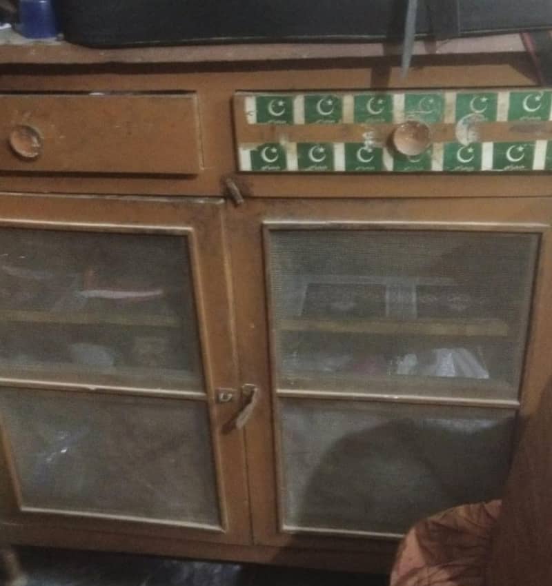 cupboard 0
