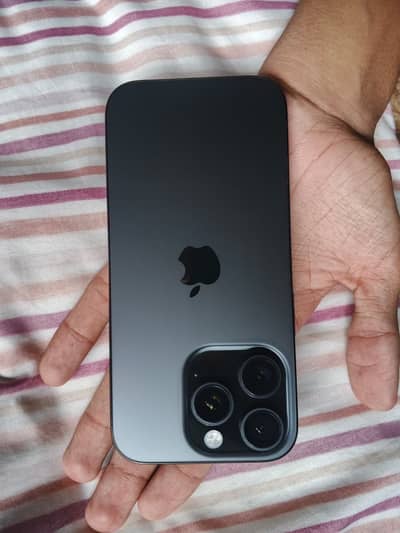 Apple iPhone 16 Pro